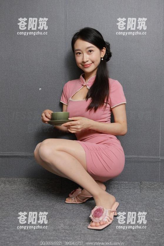IESS异思趣向 - 上天为什么让夏夏穿蓝色战衣？精选图片告诉你答案。