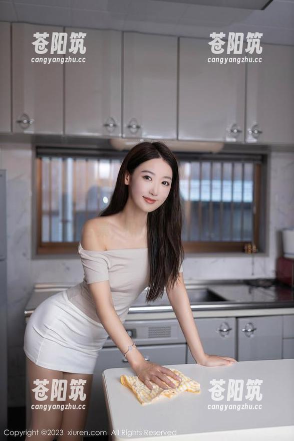 Xiuren秀人网 - 高清办公室！林文文yooki写真合集，职场也可以是偶像剧！
