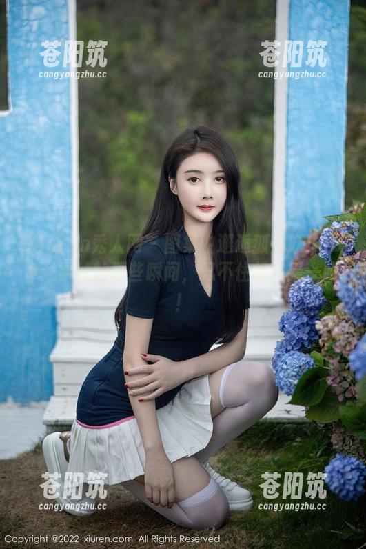 Xiuren秀人网 - 图集中邂逅狐小妖Baby：学妹的那些瞬间，忍不住想多看一眼！
