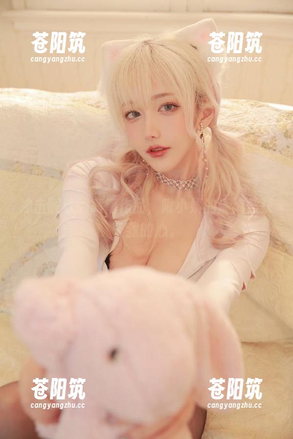 冲击眼球的高清作品，啾小妍的清纯俘获了我的心。