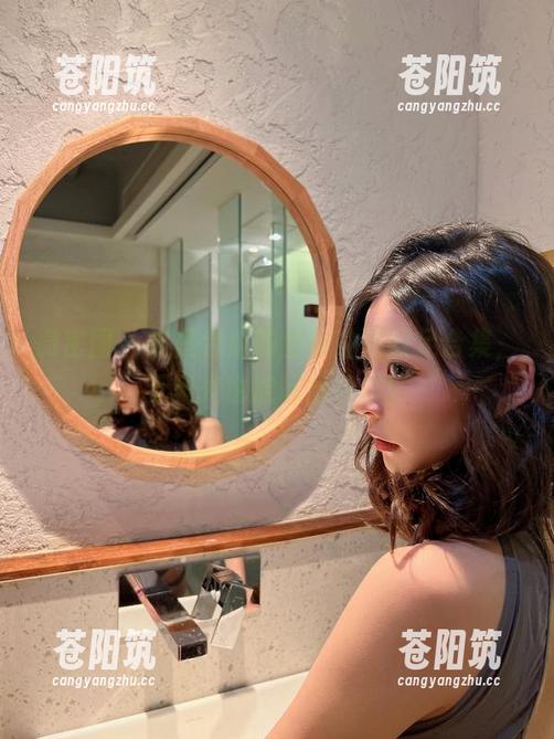 微密圈 - 妮是老虎的全新油亮丝足合集，无圣光也能玩出花样！