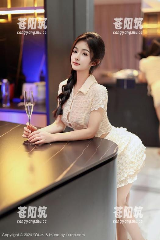 尤蜜荟 - 不赚眼泪，只赚赞美，张思允Nice最新学妹原图来袭！