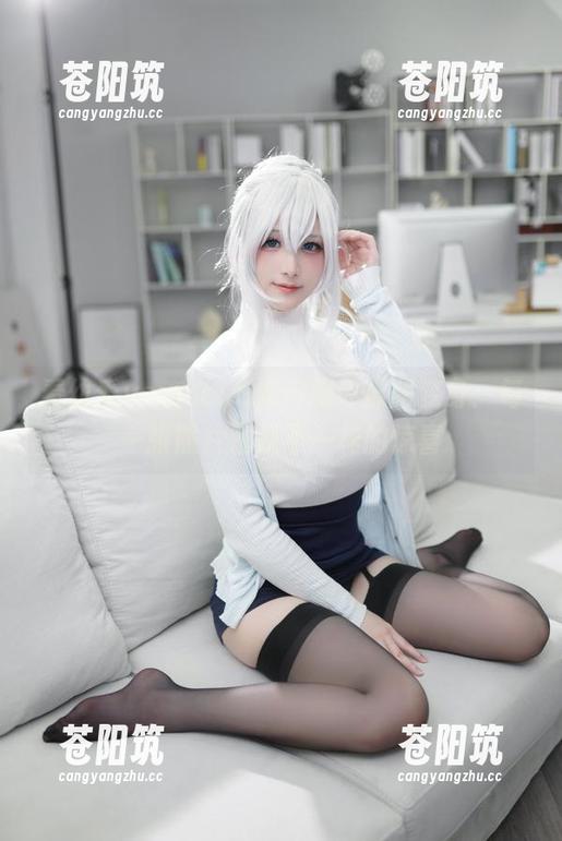 看幼爱youmeko如何用体操服变身：每一张照片都是不一样的惊喜