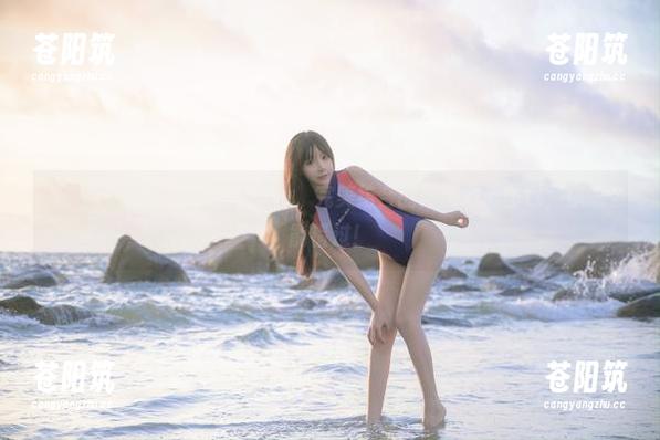 黑丝、比基尼、抱走莫子aa，完美结合的圣诞写真图包，你怎么能错过！
