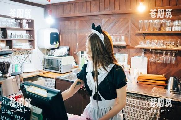 普美Bomi(보미)定制的皮衣作品，真是‘好看’，简直让人心动