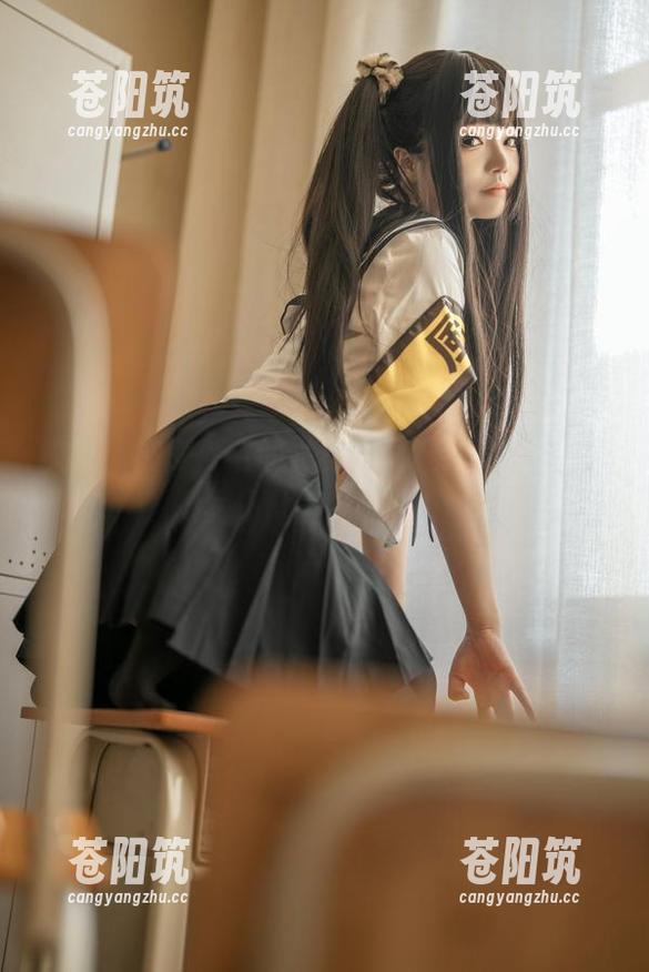 快来！桃良阿宅的女仆2B免费图集，窥探女仆背后的秘密！