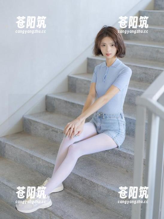 森萝财团 - 小七带你踏入她的夏日梦：原图vs.套图，究竟哪个更撩？