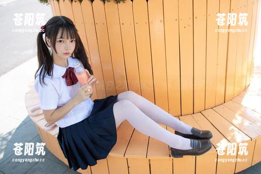 森萝财团的美图指南：纯白之恋的秘密，你准备好被迷住了吗？