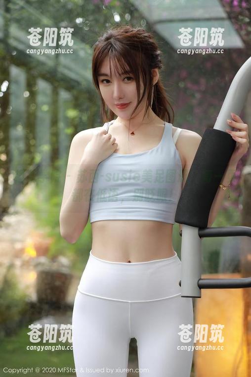 模范学院 - 苏西-susie美足图册：每一页都在低语，别眨眼！