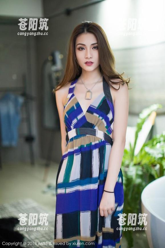 爱蜜社 - 定制写真专属！Angela小热巴带你在校园中找到最美瞬间，绝对不瞎说！