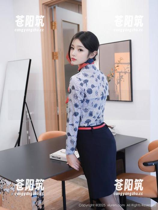 秀人网 - 跟着小逗逗的毛衣，原图私房魅力实在难以抵挡