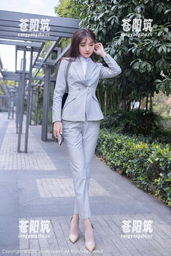 秀人网 - 林好好少女写真图集：你也能拥有这种不小心的可爱！