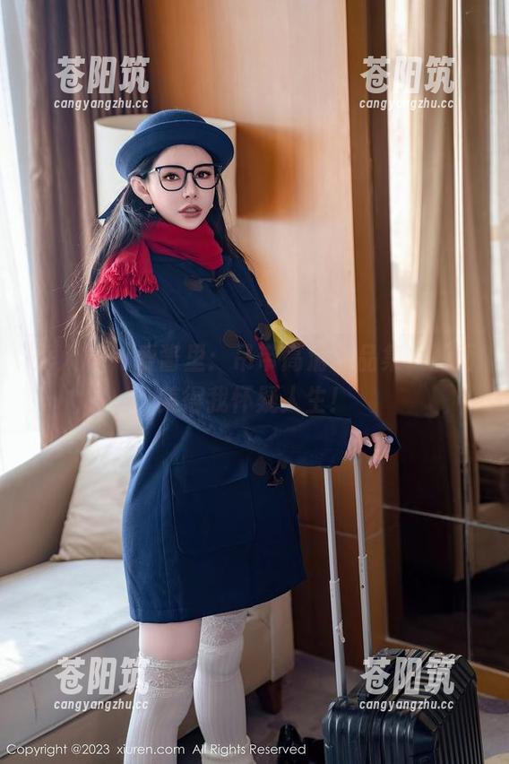 秀人网 - 爱酱里：吊带高清作品集，画面美得我怀疑人生！