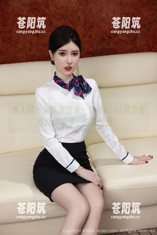 秀人网 - 水手服图集：茜茜Kimi用清新感打动眼球，快来围观！