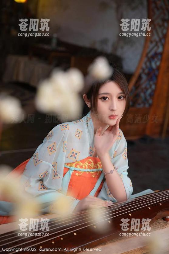 秀人网 - 别眨眼，谢小蒽在线，高清少女写真带你飞！