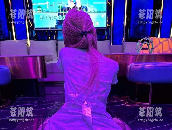 微密圈 - 脸红Dearie的独家定制：草原马儿的图集魅力