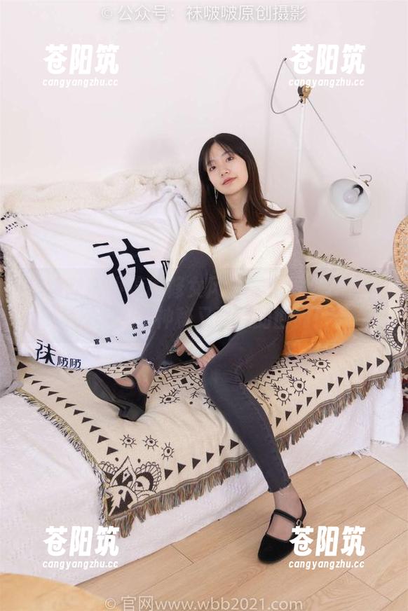 袜啵啵 - 小淳的修女风格：免费图片带你探寻那个神秘又诱惑的世界！