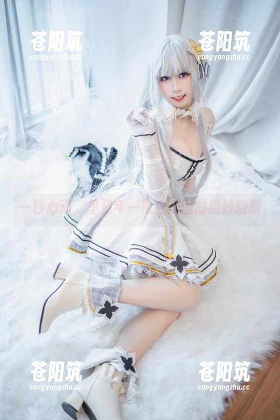 一秒心动，里见年一黑白美图的绝妙瞬间