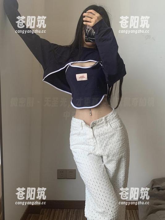 微密圈 - 无圣光，才更真实！陈佩奇的镜中奇妙旅程