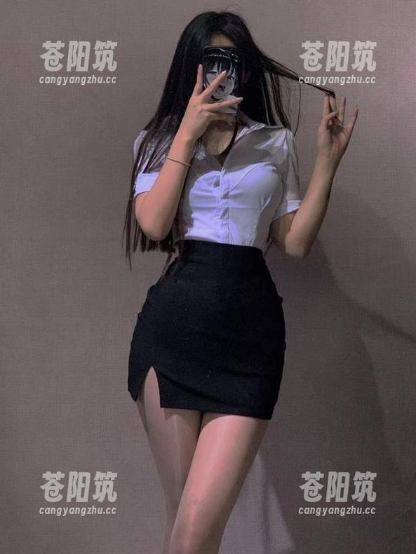微密圈 - 体操服vs.日常，陈佩奇下载套图一次看个够！
