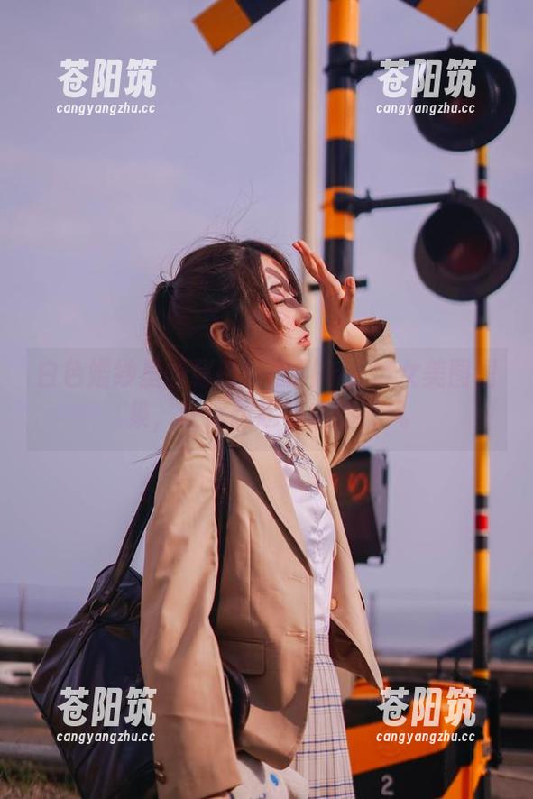 白色婚纱里的秘密：黑川年上彼女美图图集，让你想起初恋的微风